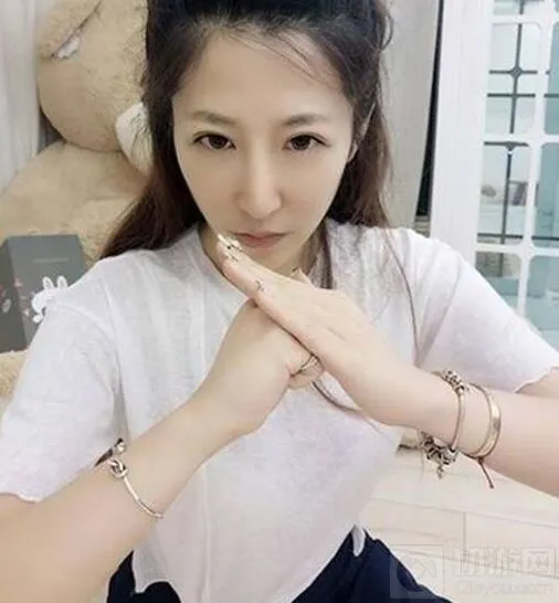 炉石传说球王贝拉脏牧卡组核心技巧