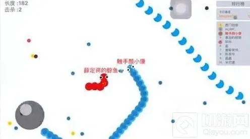 贪吃蛇大作战：新手逃避追击攻略