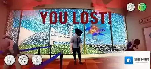 机场安检员做出